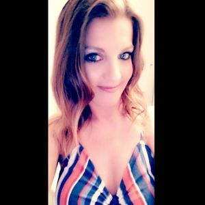 Meet your Posher, Briana